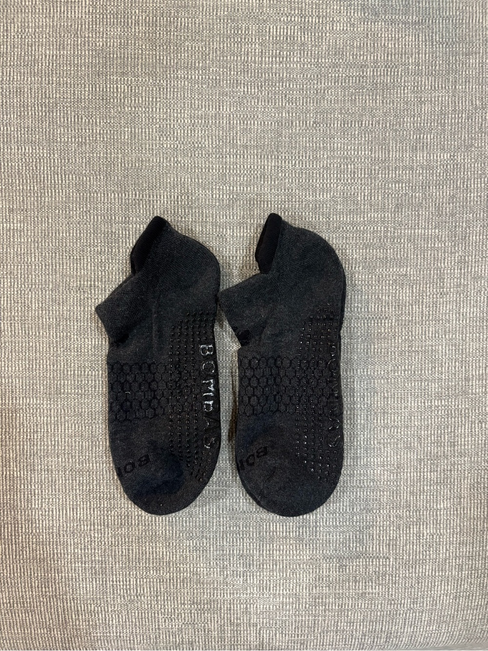 Bombas ankle gripper socks Non-Slip Low-Cut Socks - Black pack of 2 size M
